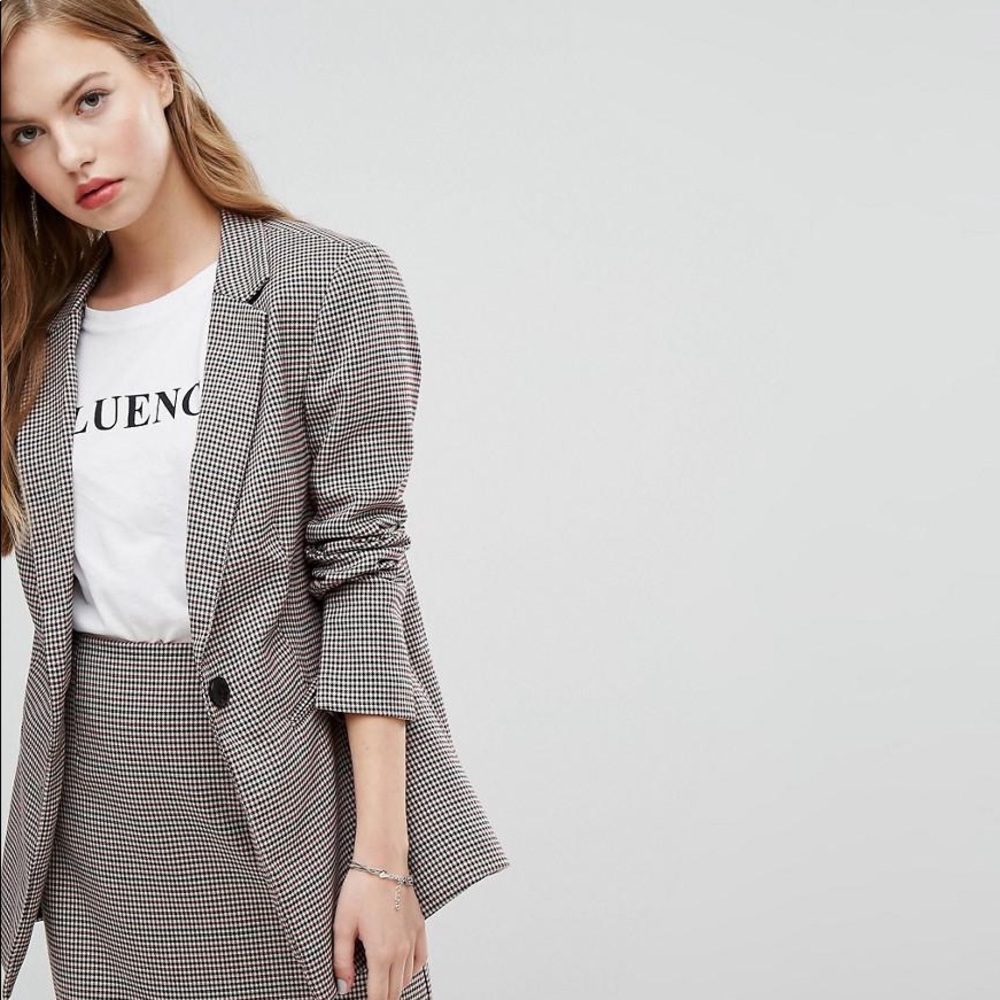 OPEN TO OFFERS New Look Checked Blazer